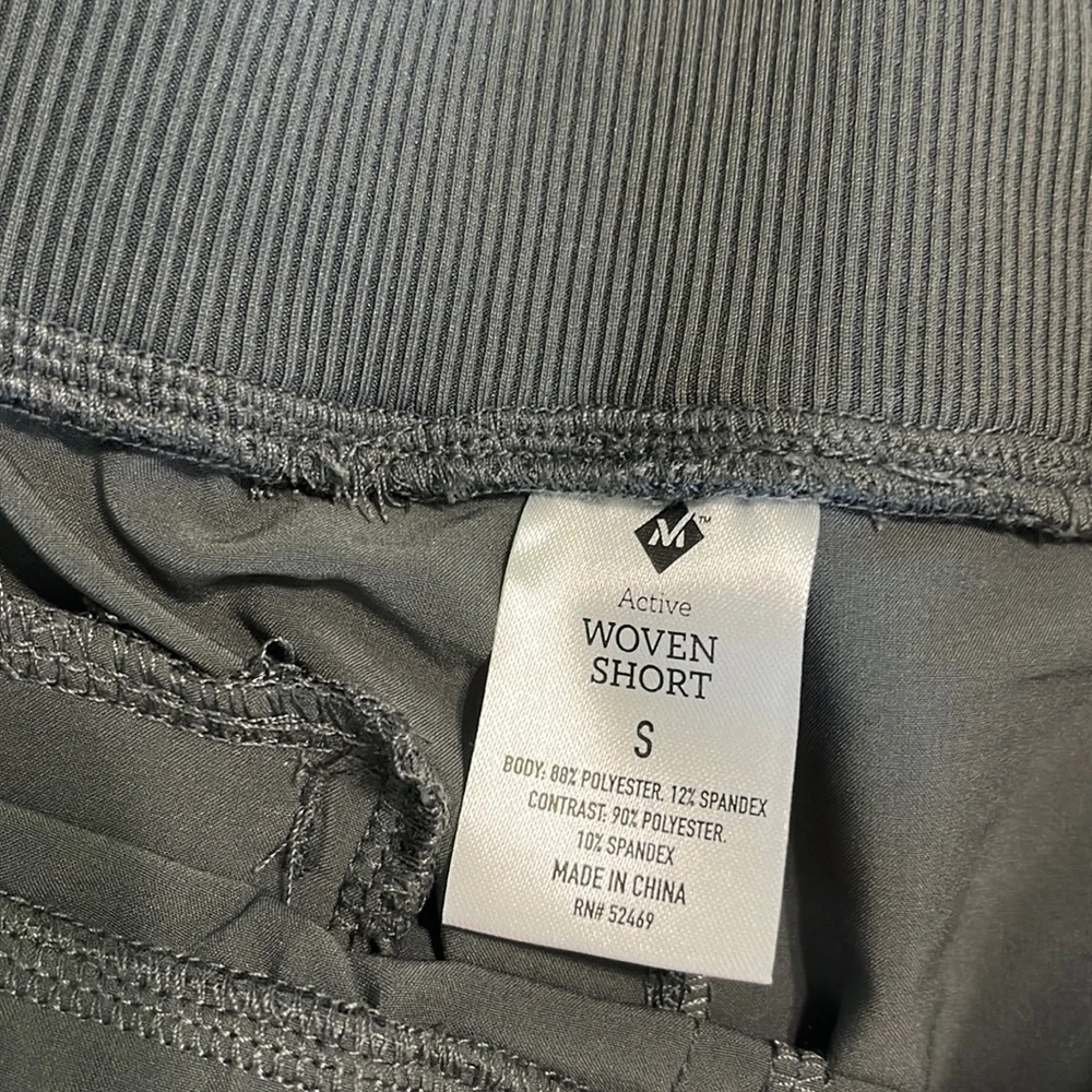 Athletic Shorts Gray New Women Small 4 Way Stretch